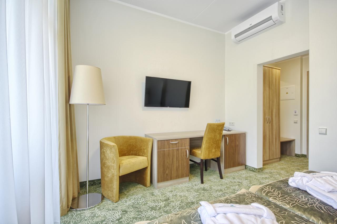 Medical Spa "Egles Sanatorija" Comfort Друскининкай Экстерьер фото